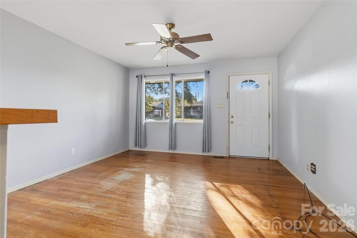 Property Photo: 4629 Monmouth Drive NC 28269