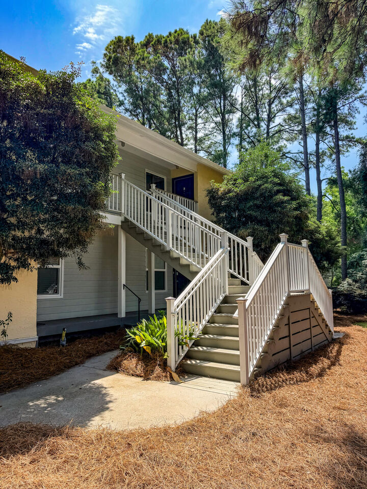 Property Photo: 333 W Coleman Boulevard # F SC 29464