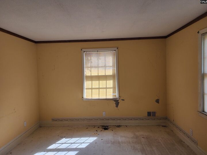 Property Photo:  1812 Saint Louis  SC 29204 