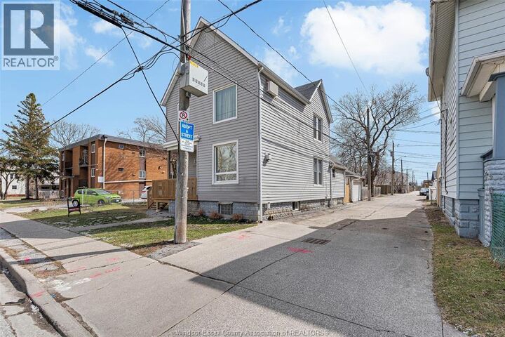 Property Photo:  559 Assumption  ON N9A 3B3 