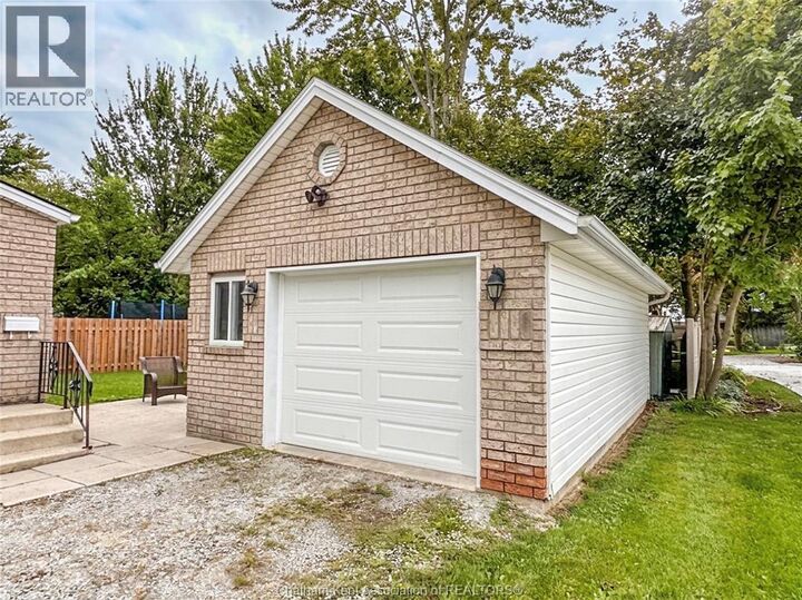 Property Photo:  105 Aberdeen Street  ON N0P 1W0 