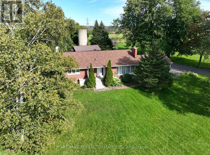 Property Photo: 499 County Rd 29 Road ON K7A 4S5
