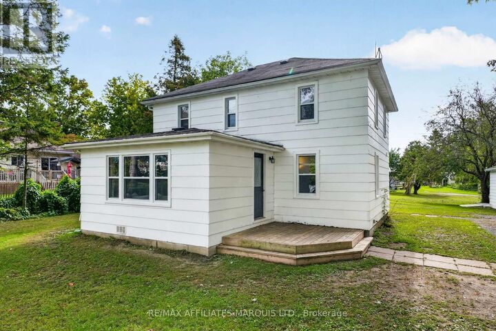 Property Photo:  15904 Manning Road  ON K0C 1M0 
