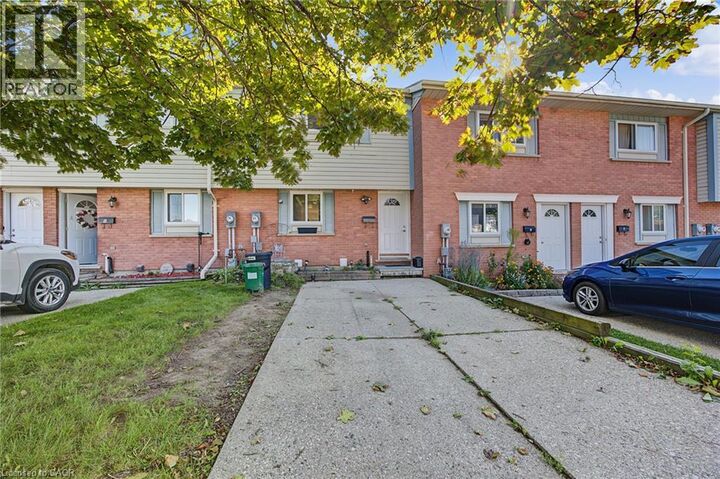 Property Photo:  125 Bay Street 7  ON N4S 8H7 