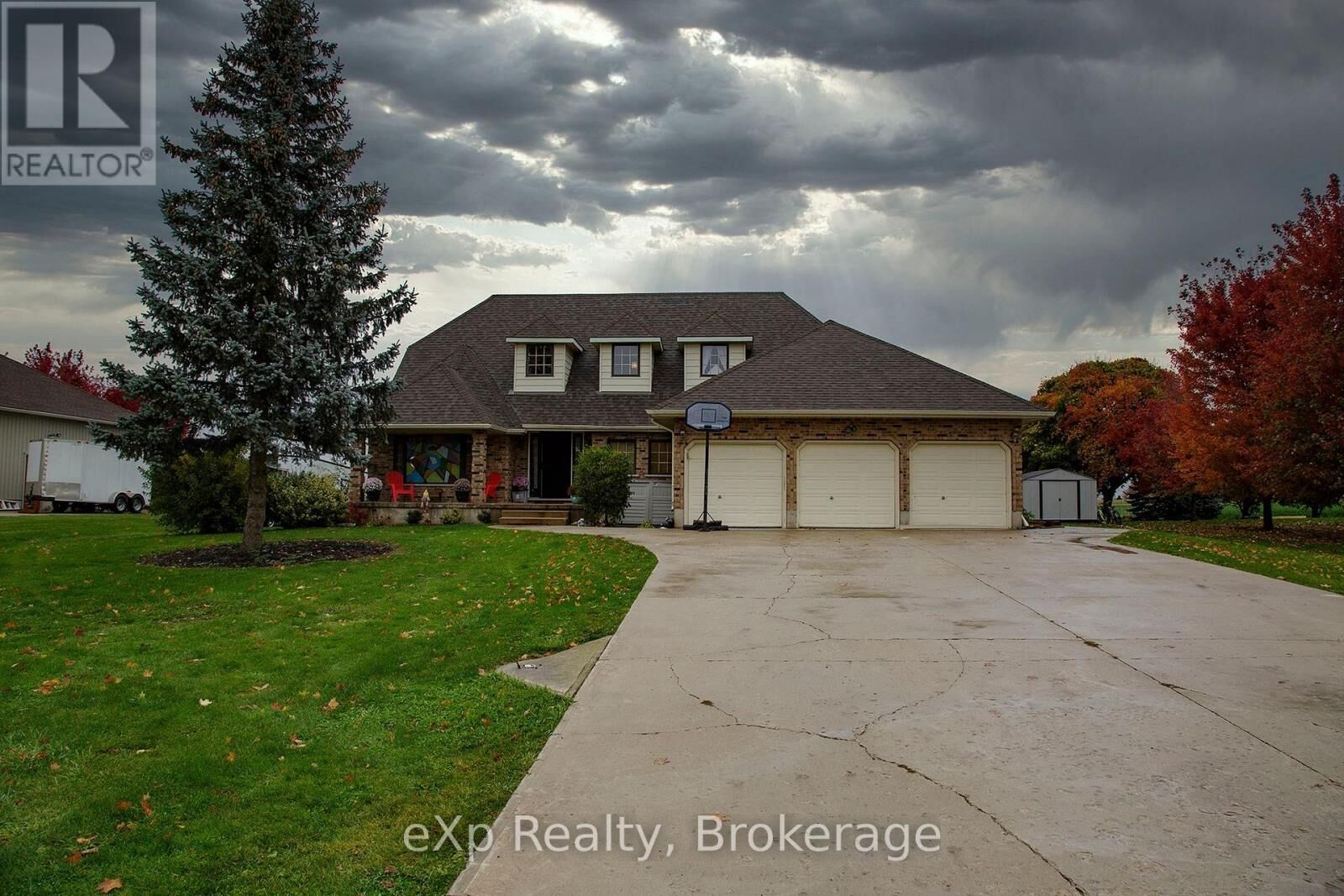 Property Photo: 41564 Byers Street ON M0M 1L0