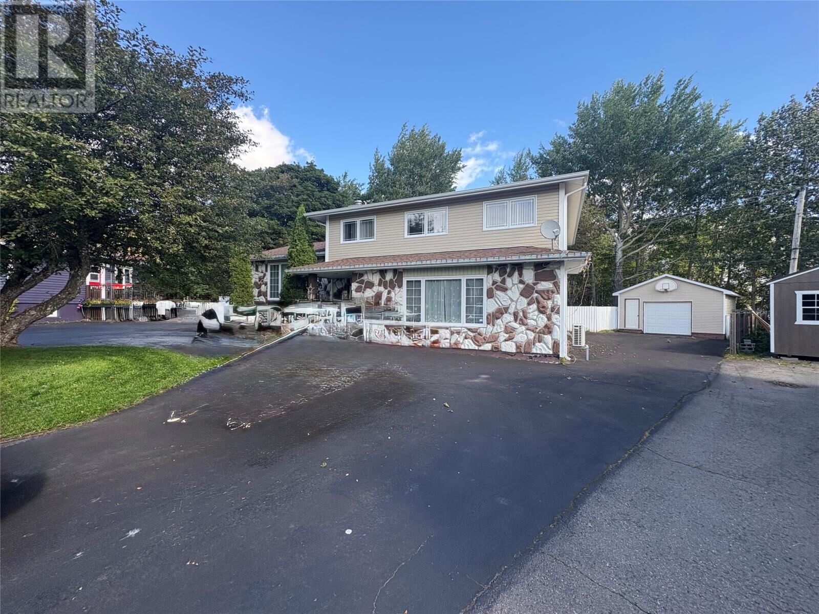 Property Photo:  43 Dunn Place  NL A2A 2M2 