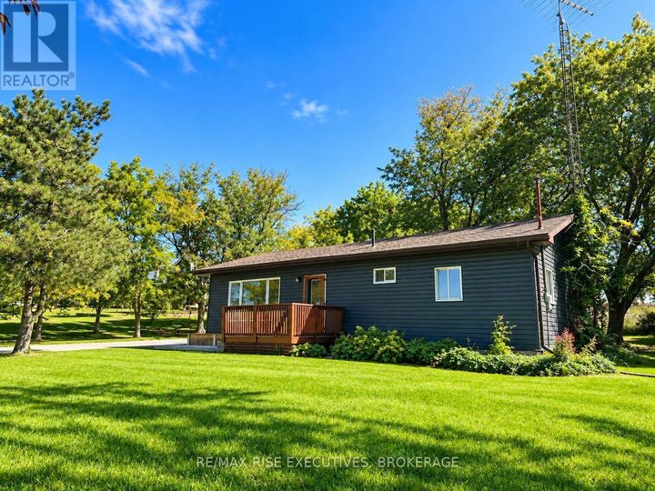 Property Photo:  434 County Rd 9  ON K7R 3K8 
