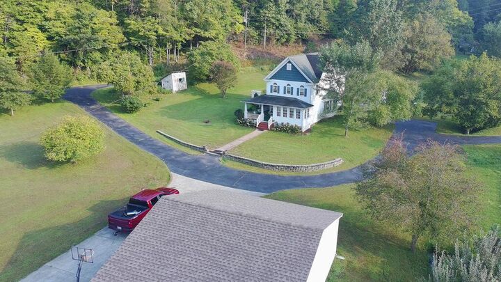 Property Photo: 116 Daylilly Drive KY 41232