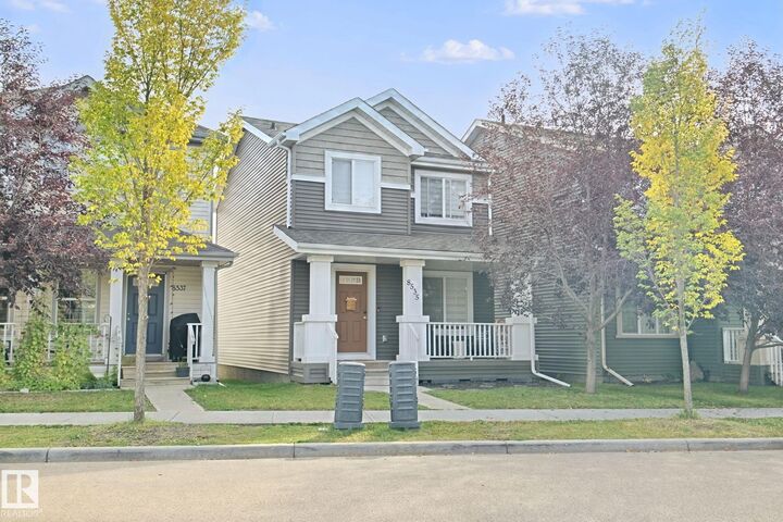 Property Photo:  8535 Ellis Link Link NW  AB T6M 0P5 