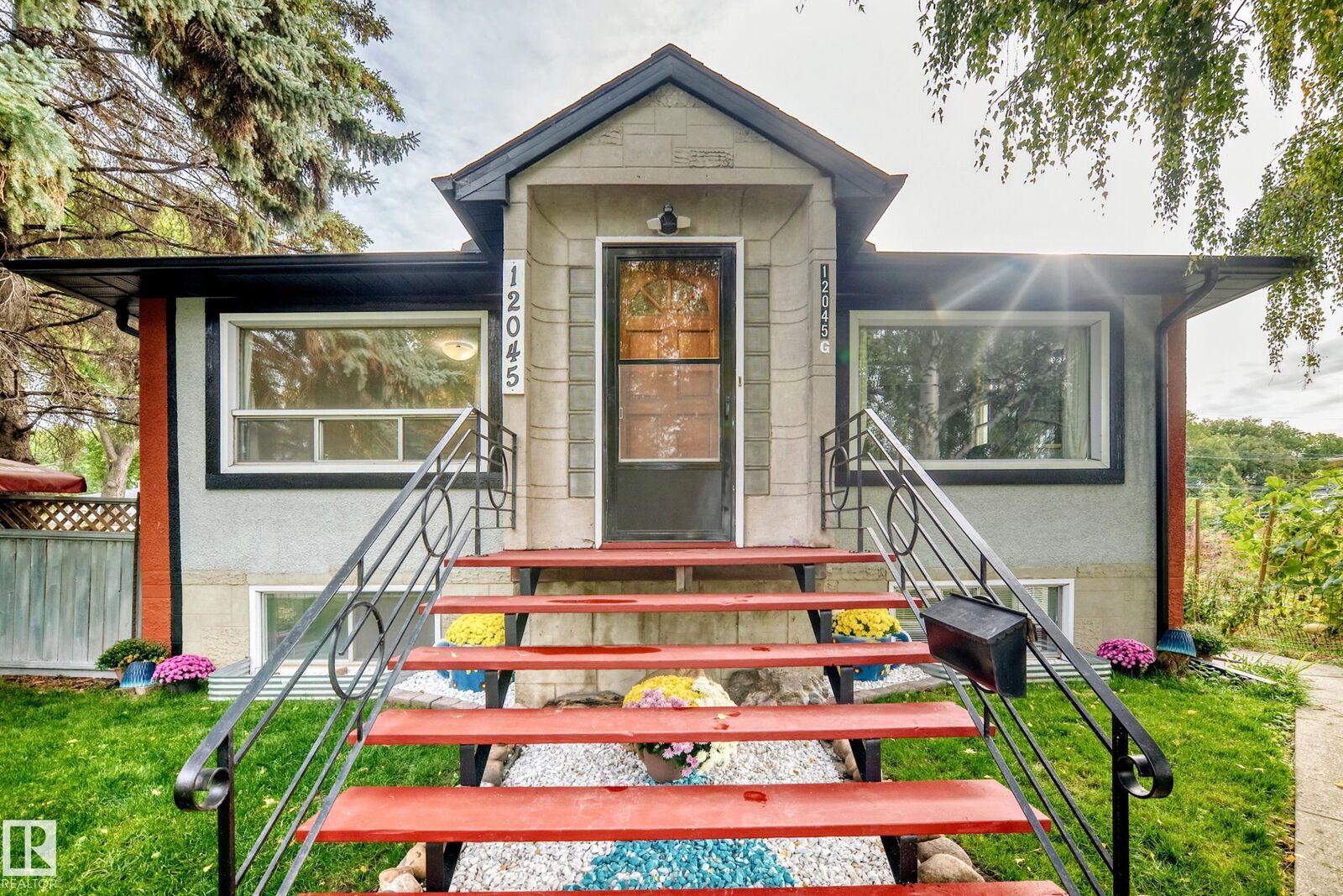 Property Photo:  12045 64 Street NW  AB T5W 4J5 