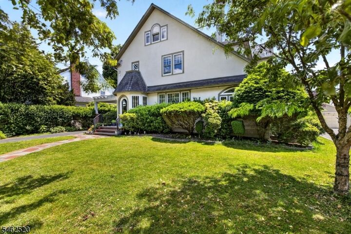 Property Photo: 1326 Chetwynd Ave NJ 07060