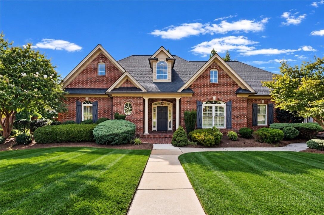Property Photo:  106 Sycamore Commons Lane  NC 27006 