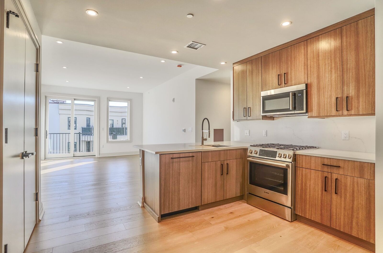 Property Photo:  921 Madison St 303  NJ 07030 