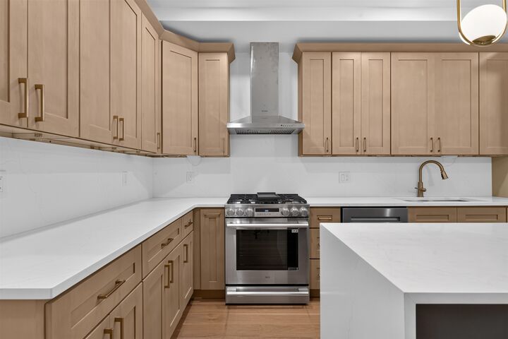 Property Photo:  188 Webster Ave 2  NJ 07307 