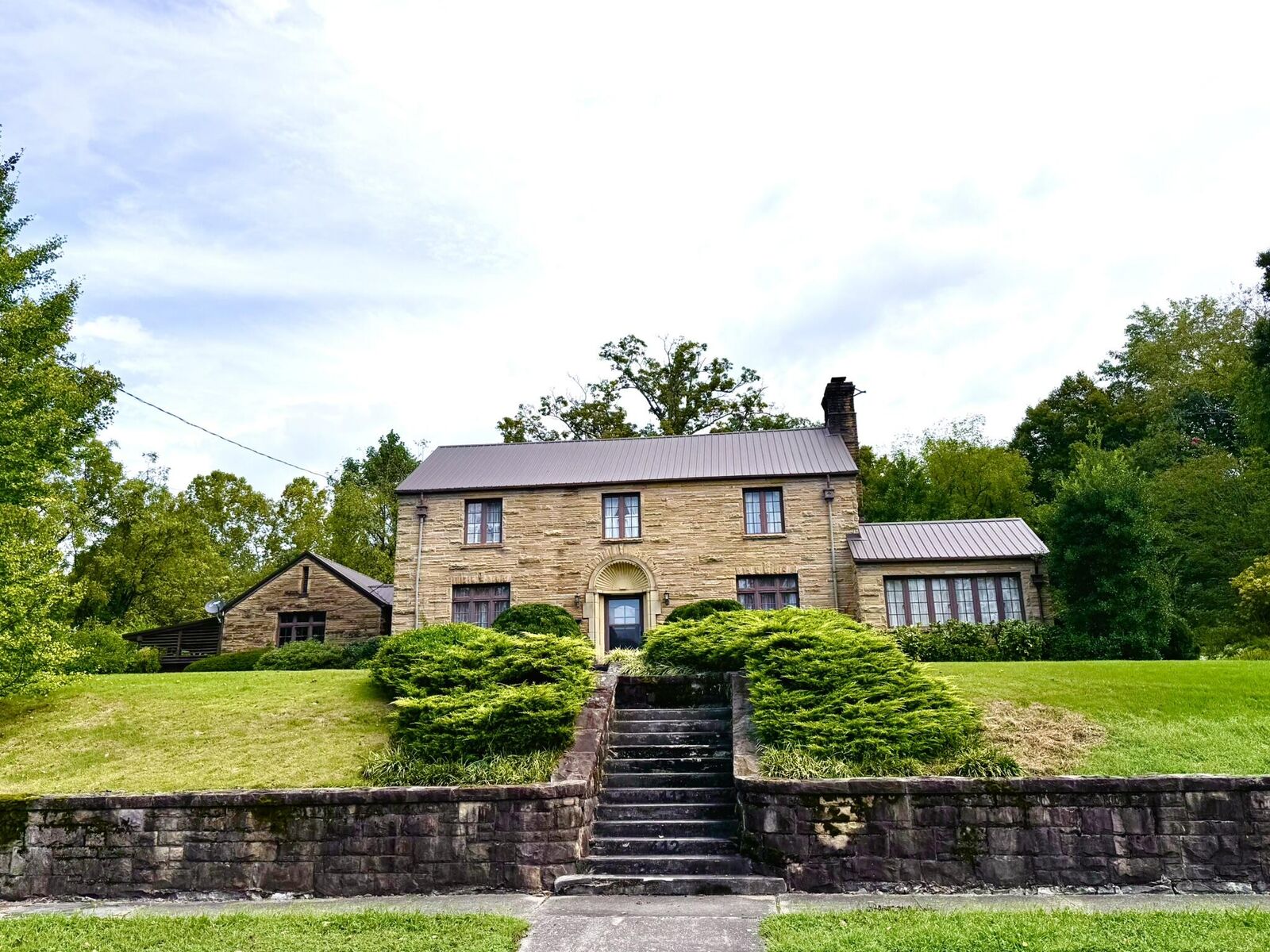Property Photo: 412 Englewood Road KY 40965