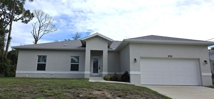 Property Photo: 1888 Franklin Lane FL 34286