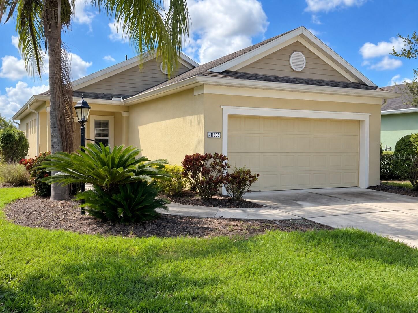 Property Photo:  11835 Crawford Parrish Lane  FL 34219 