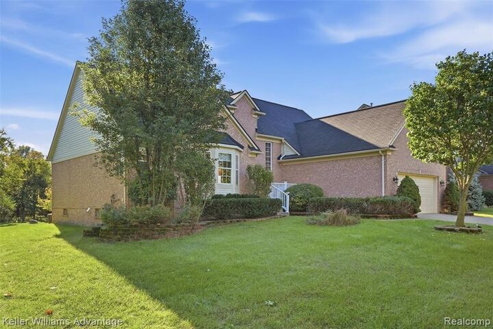 Property Photo:  1625 Emerald Pines Drive  MI 48188 2236 