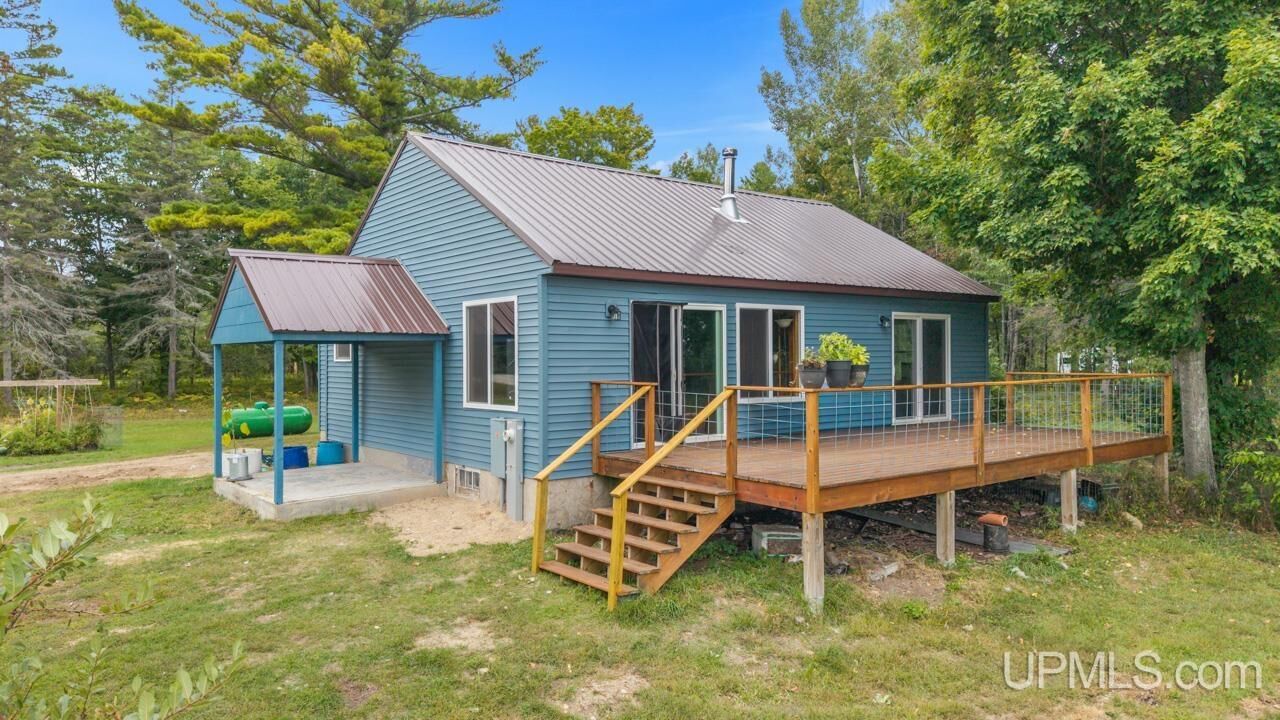 Property Photo: 8868 Ll Road MI 49878