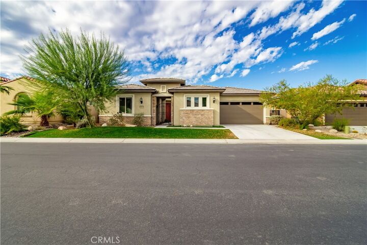 Property Photo:  16 Burgundy  CA 92270 