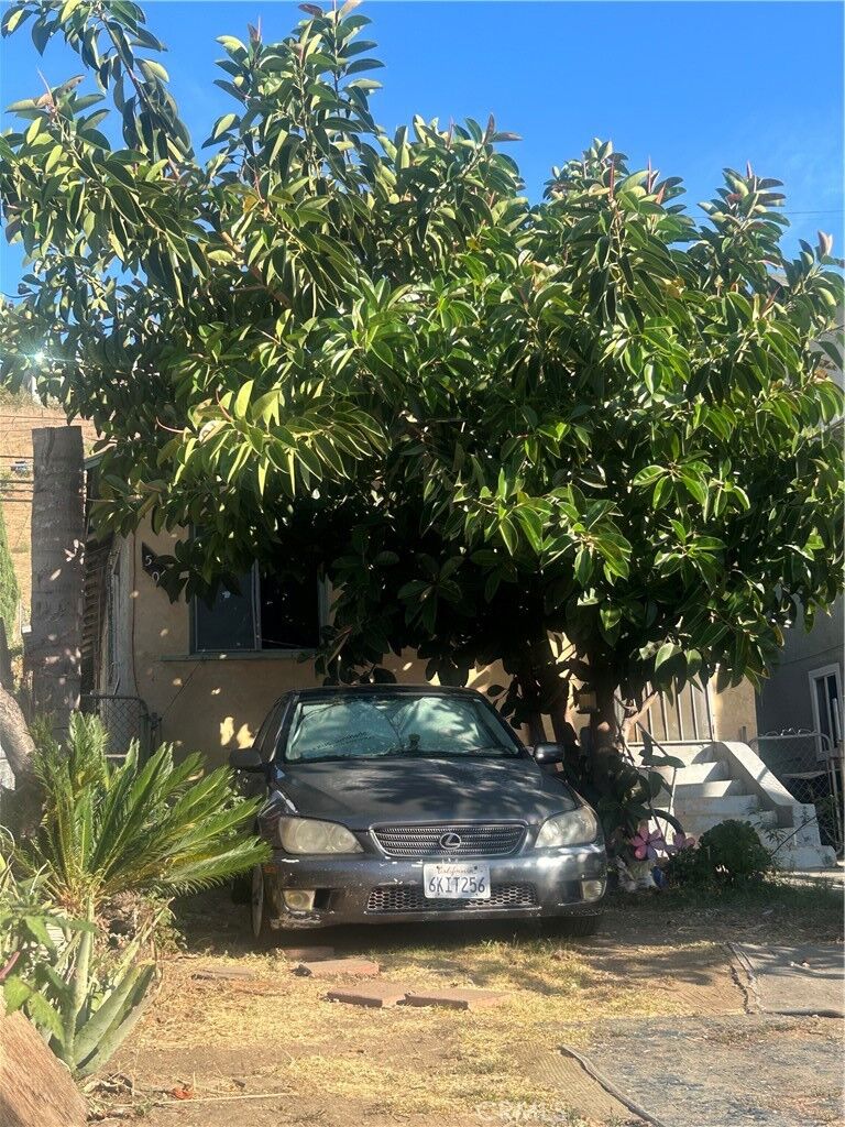 Property Photo: 5065 Alhambra CA 90032
