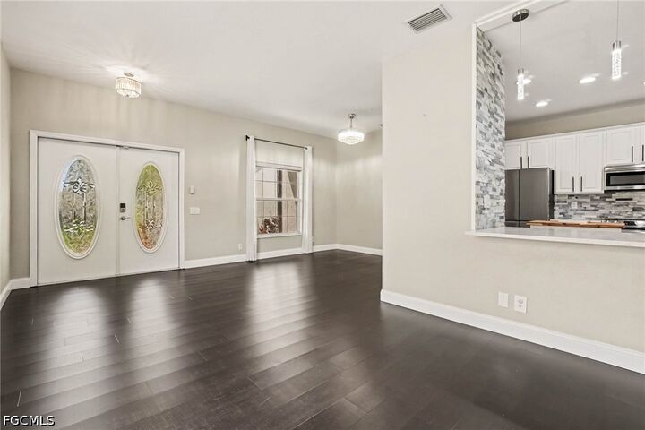 Property Photo: 2065 Cape Heather Circle FL 33991