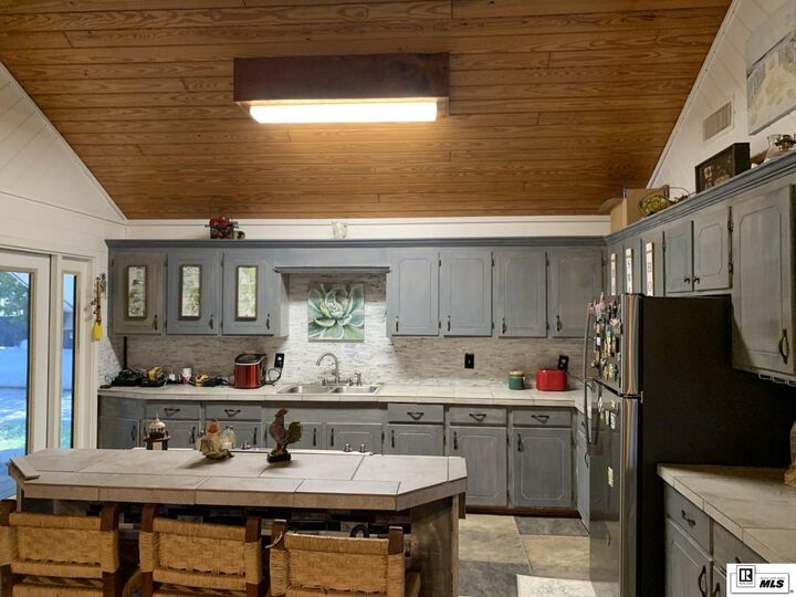 Property Photo:  138 Paradise Point  LA 71251 
