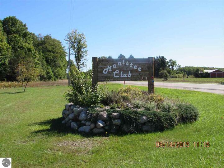 Property Photo:  371 Kleehammer Club Drive  MI 49646 