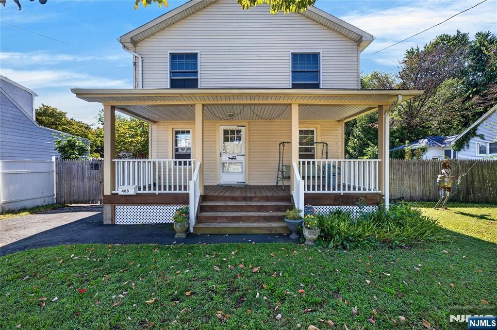 Property Photo:  488 Harris Avenue  NJ 08846 
