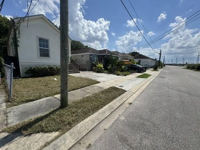 Property Photo: 627 Gordon Street LA 70117
