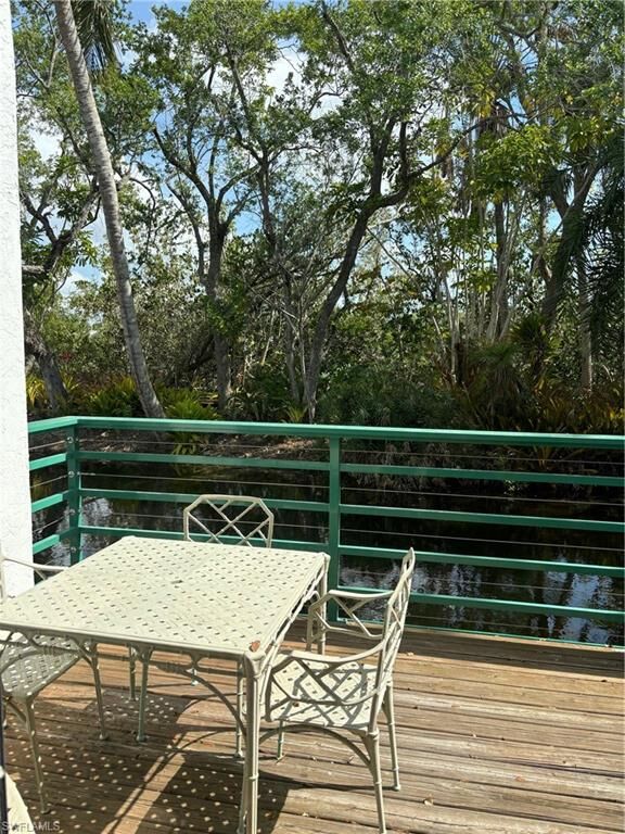 Property Photo: 2182 Anchorage Ln A FL 34104