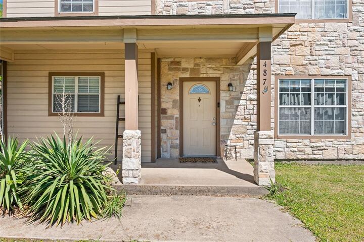 Property Photo:  487 S Waco Street  TX 75495 
