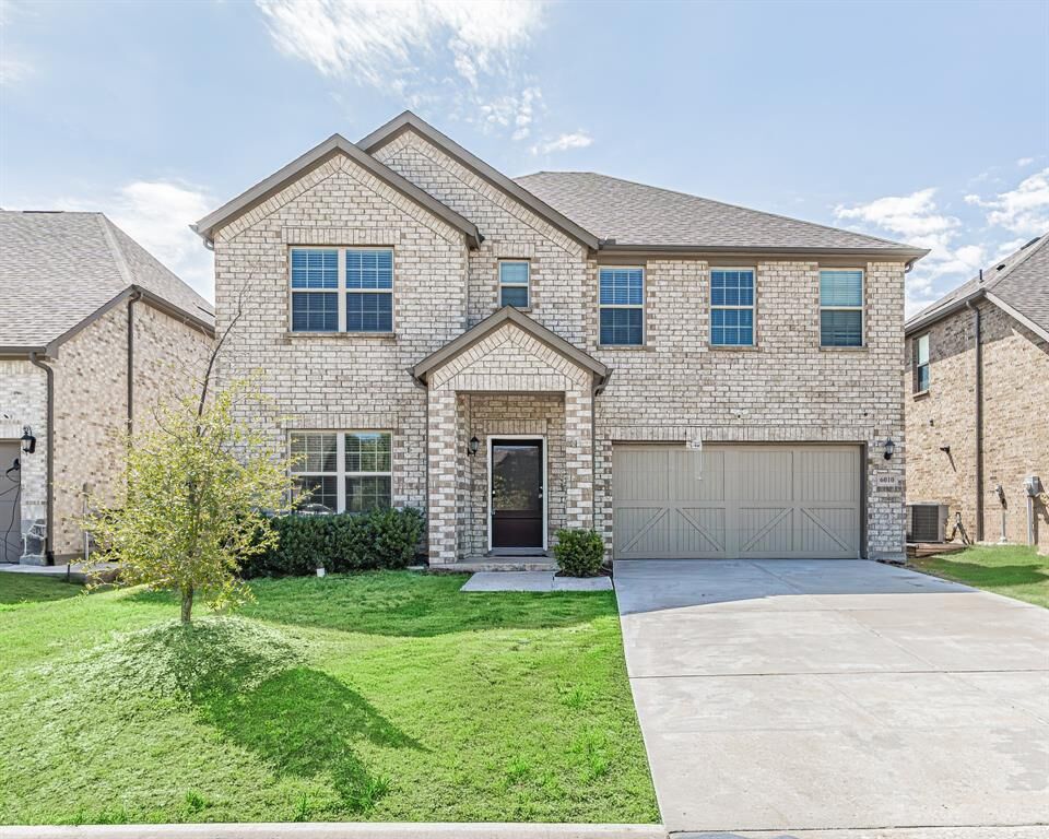 Property Photo: 6010 Pensby Drive TX 76227