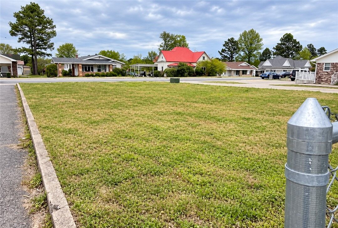 Property Photo:  312 S Rogers Street  AR 72830 