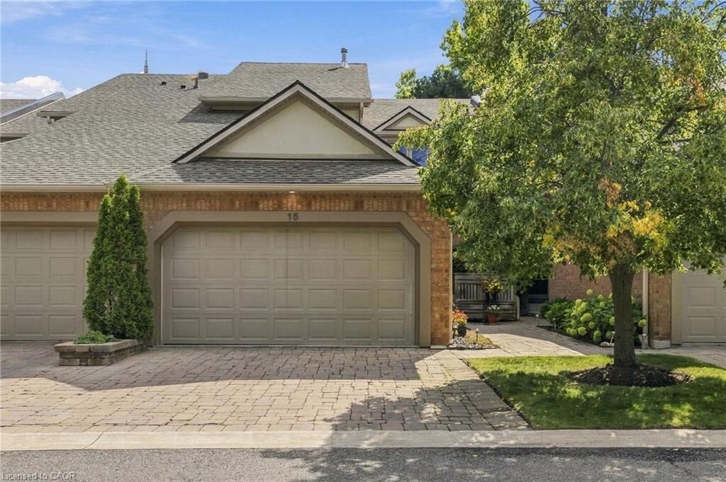 Property Photo:  1724 The Chase 15  ON L5M 4P2 