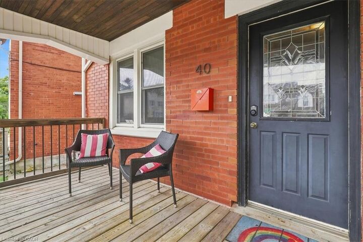 Property Photo: 40 Guelph Street ON N2H 5W8