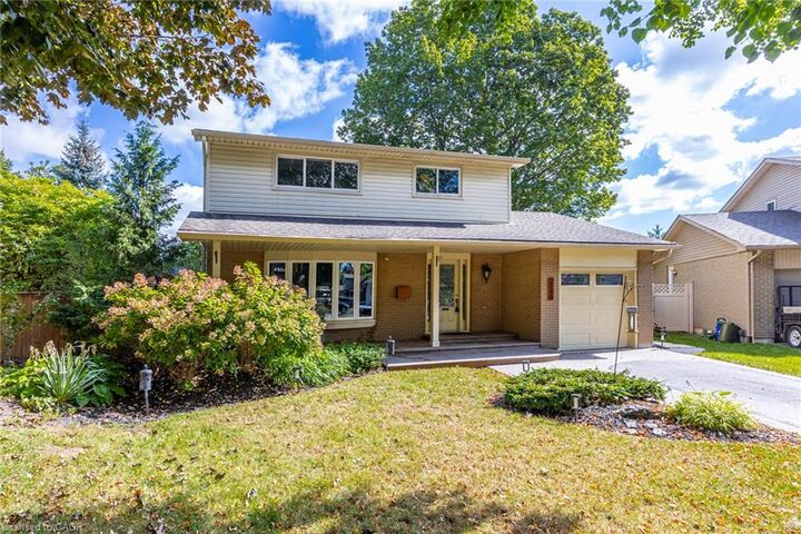 Property Photo:  3148 Terraview Court  ON L7M 1E9 