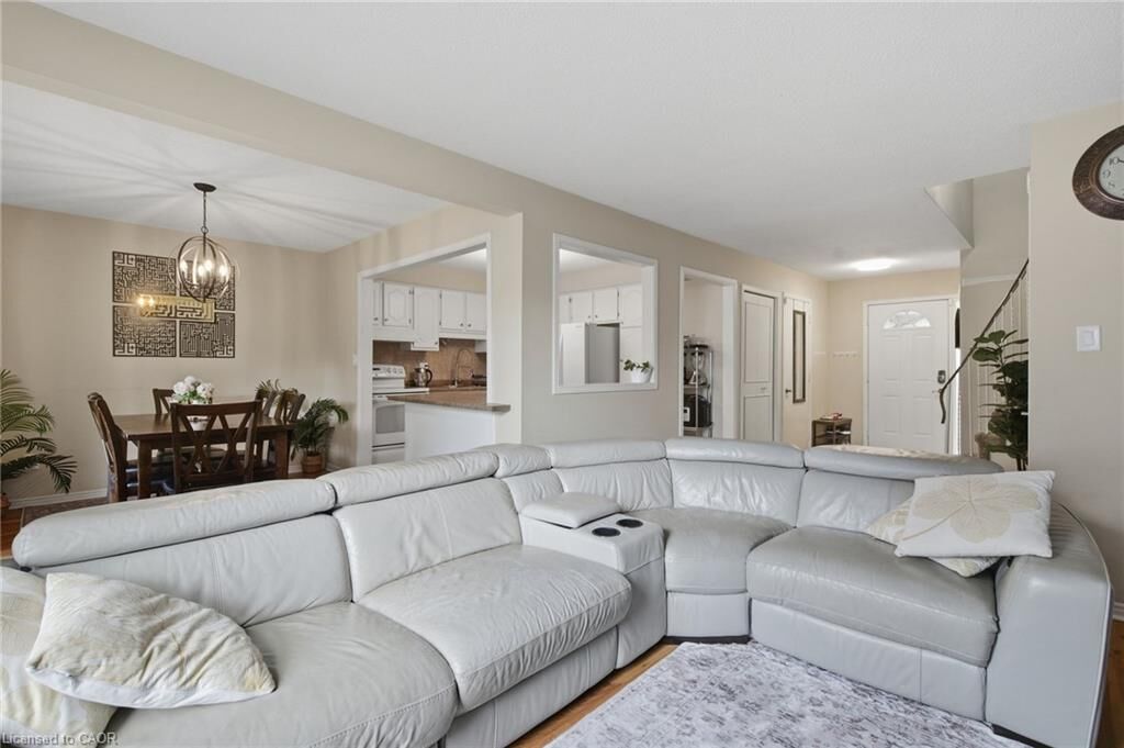 Property Photo: 1693 Attawandaron Road ON N6G 3M7