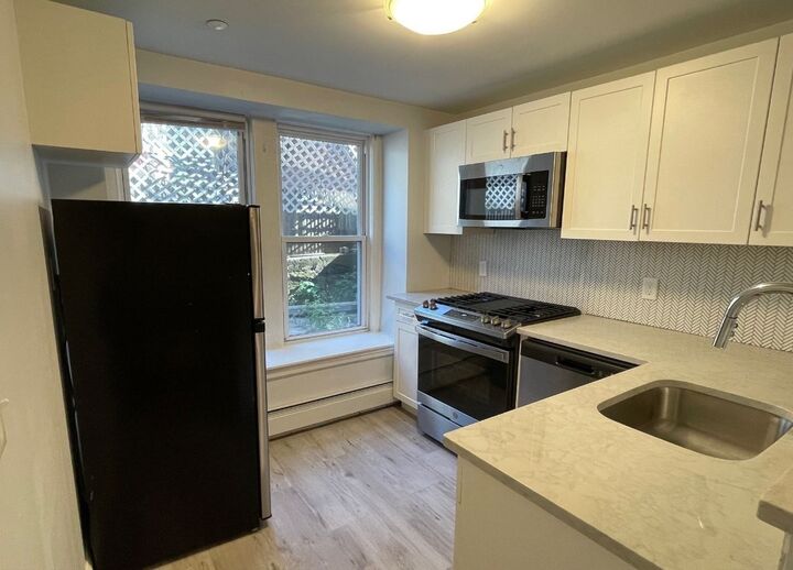 Property Photo:  233 Lafayette Street 25  MA 01970 