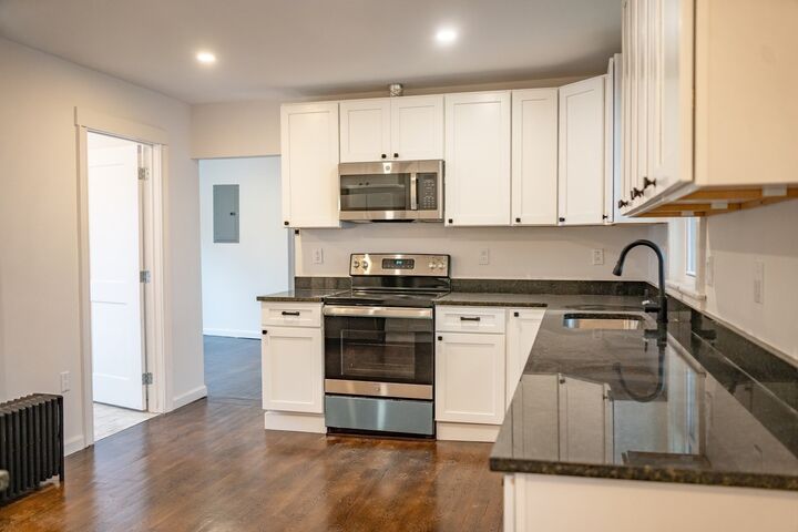 Property Photo: 178 Union St 1 MA 02032
