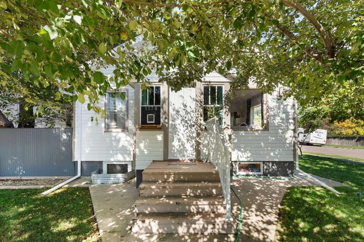 Property Photo:  1178 Queen Street SE  AB T1A 1B4 