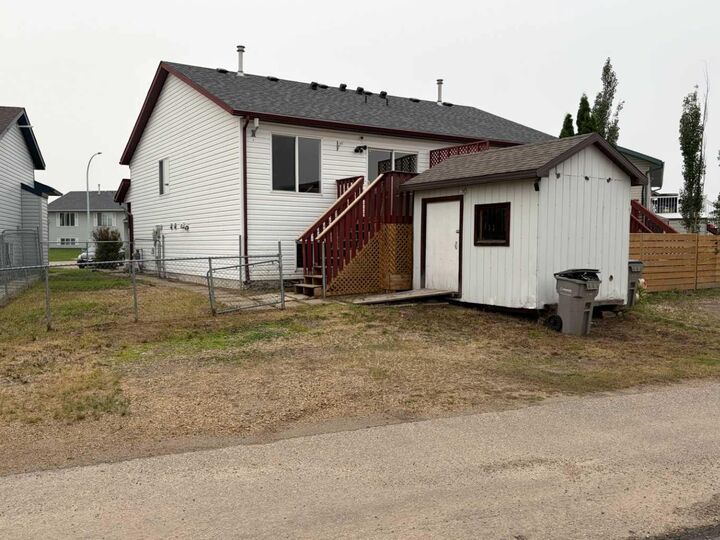 Property Photo: 7213 105 Street AB T8W 2S6