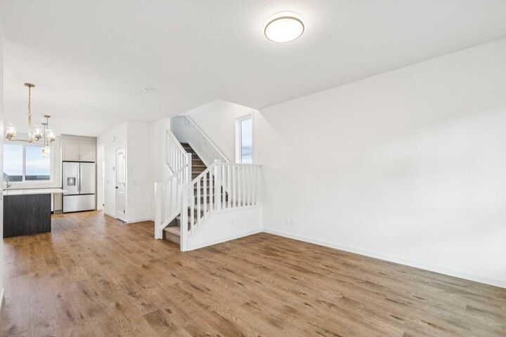 Property Photo:  69 Bluerock Hill SW  AB T2Y 0V7 