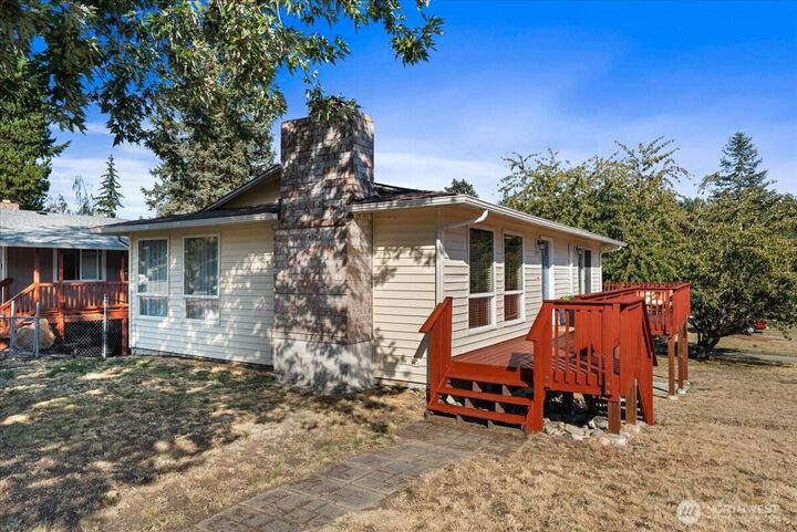 Property Photo: 1351 S Highland Avenue WA 98465
