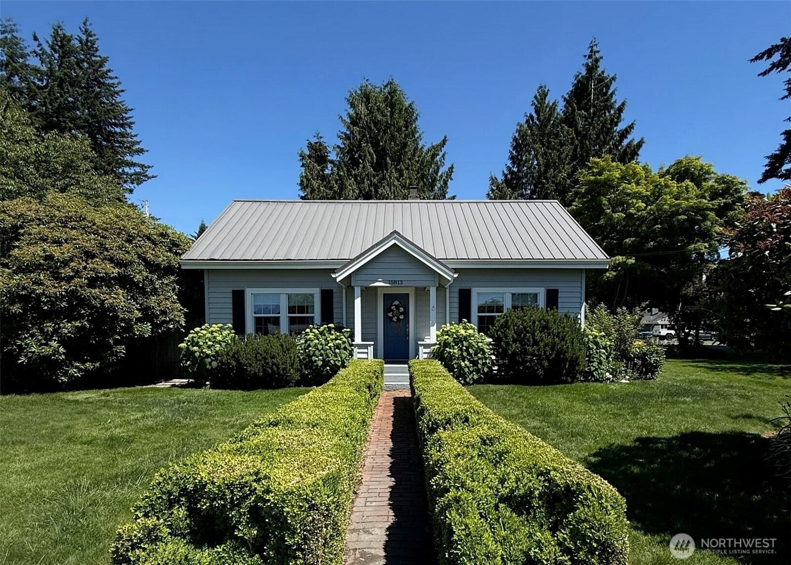 Property Photo:  15813  179th Avenue SE  WA 98272 