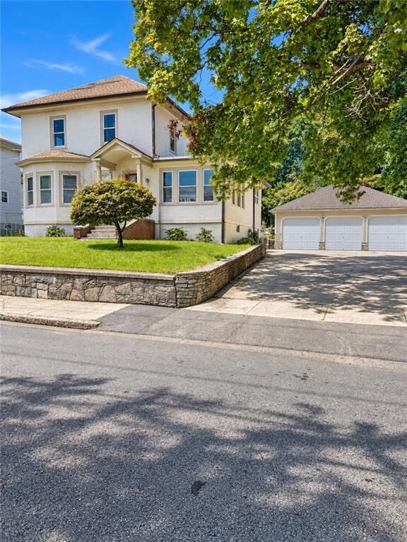 Property Photo:  97 Clyde Street  RI 02893 