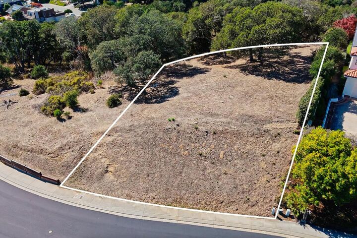 Property Photo:  271 Ventana Way  CA 95003 