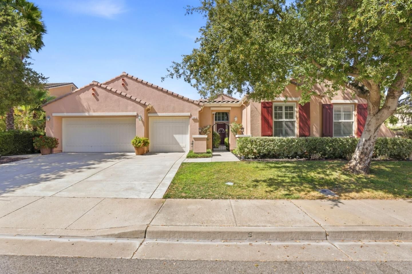 Property Photo:  1481 Morning Star Drive  CA 95037 