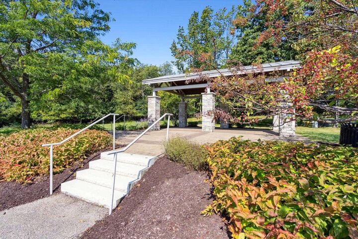 Property Photo:  2833 Oakridge Bend  WI 53548 