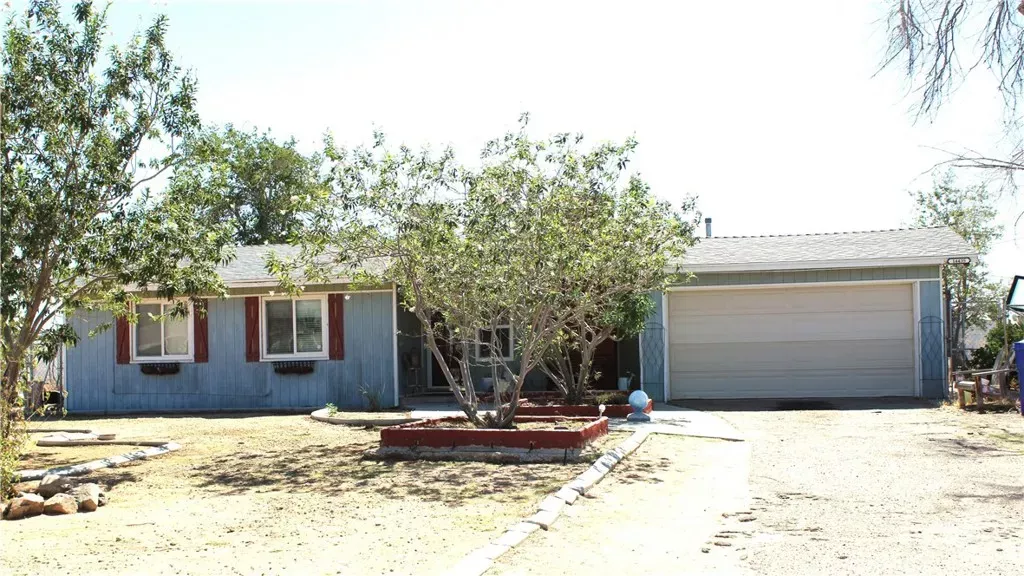 Property Photo:  14435 Iroquois Road  CA 92308 